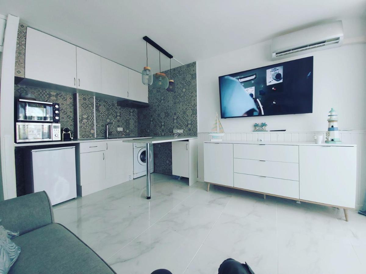 קוסטה דל סילנסיו Canarian Blue Suite Tropical Garden View & Pool מראה חיצוני תמונה